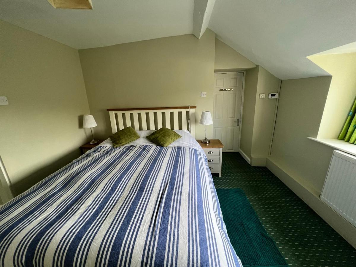 Pentre Cerrig Country House Llanferres Extérieur photo